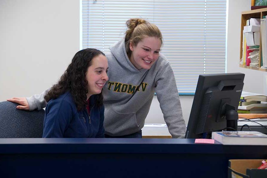 Students working together in the writing center